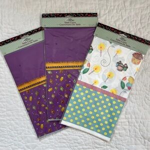 x3 Mary Engelbreit Queen For The Day Birthday Party Table Covers Disposable 102”